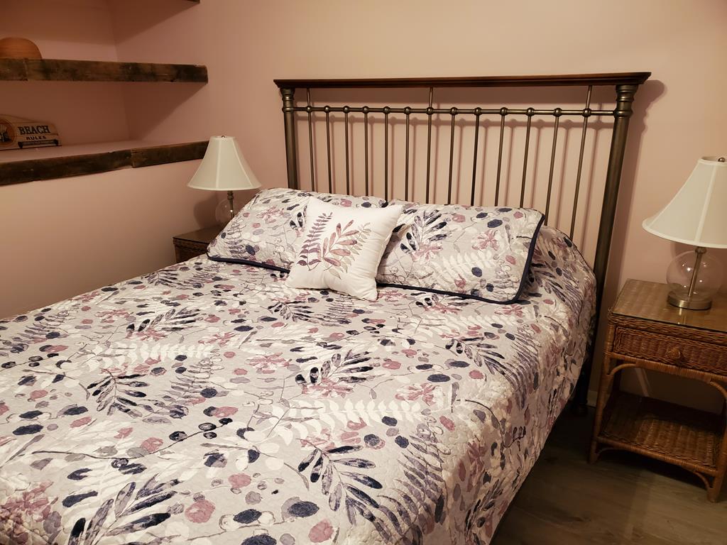 1341 Virginia Avenue Village Green, 4 bedroom! | Photo 24