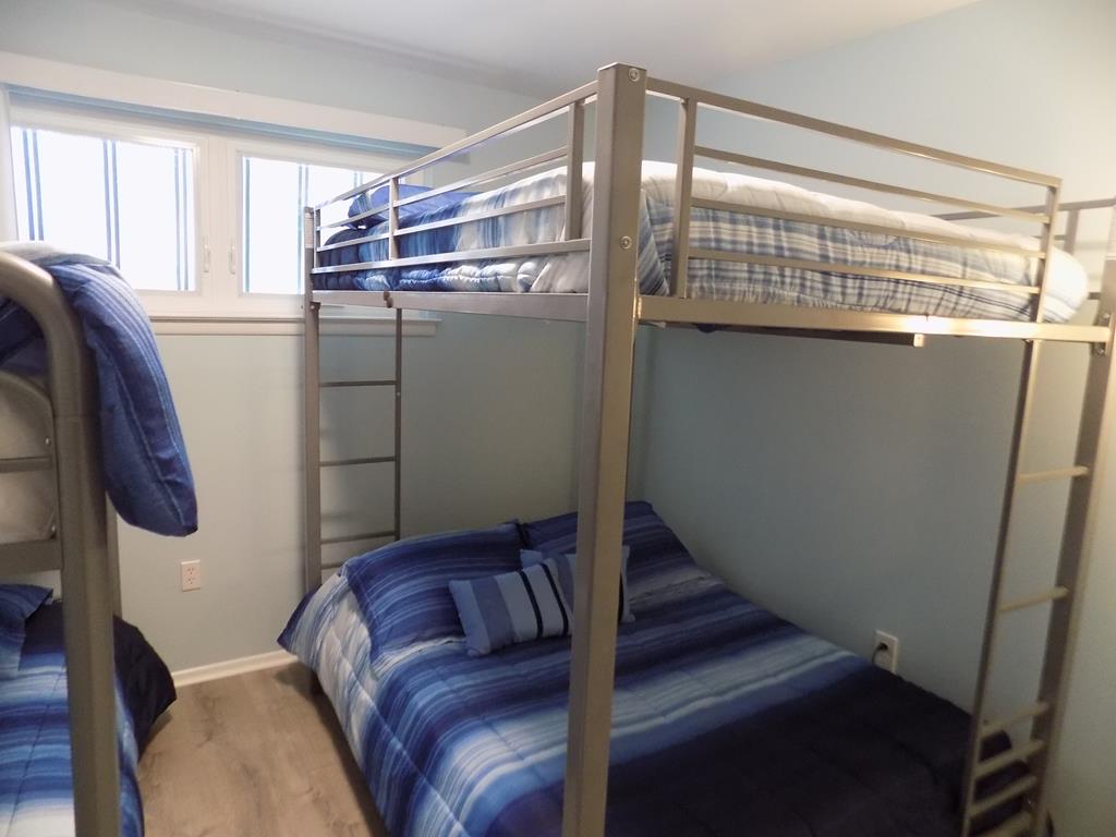 1341 Virginia Avenue Village Green, 4 bedroom! | Photo 11