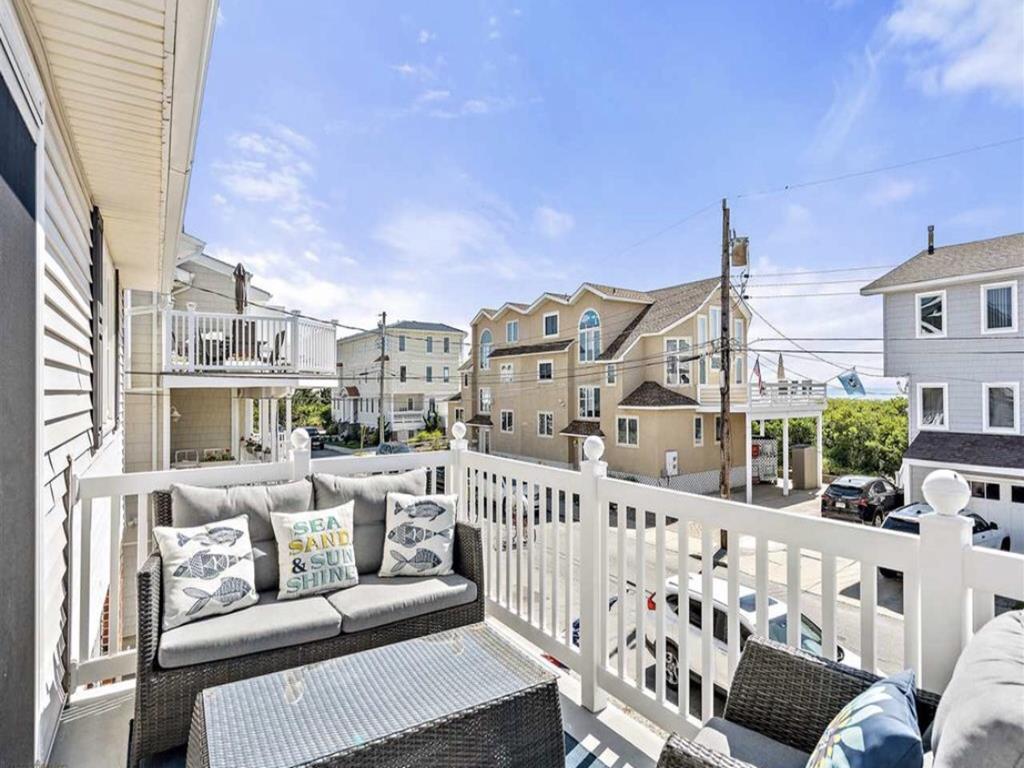 6204 Pleasure Avenue - Picture 