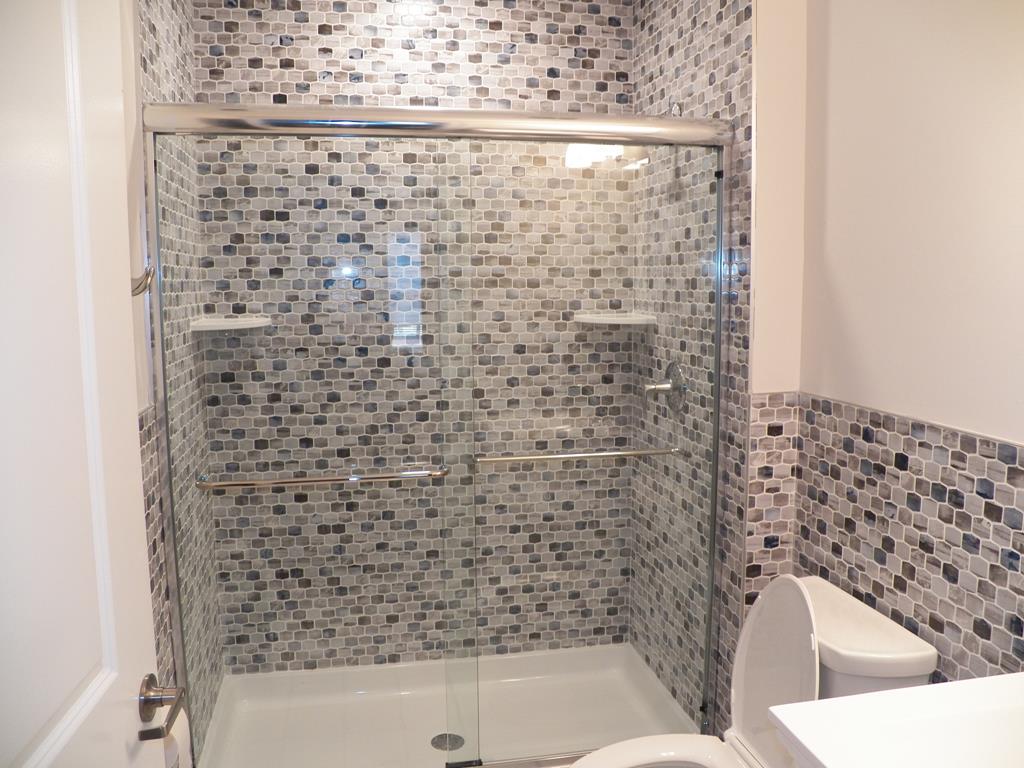 4400 Landis - Picture 