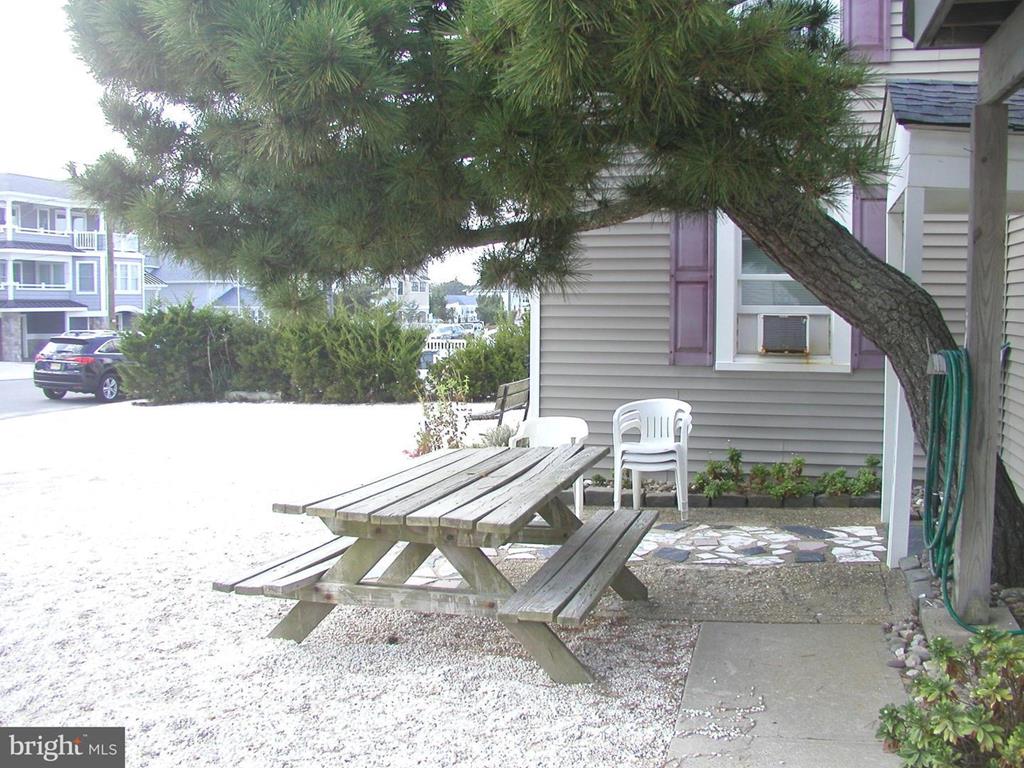 129 E 4th Street, Ship Bottom (Ocean Block)