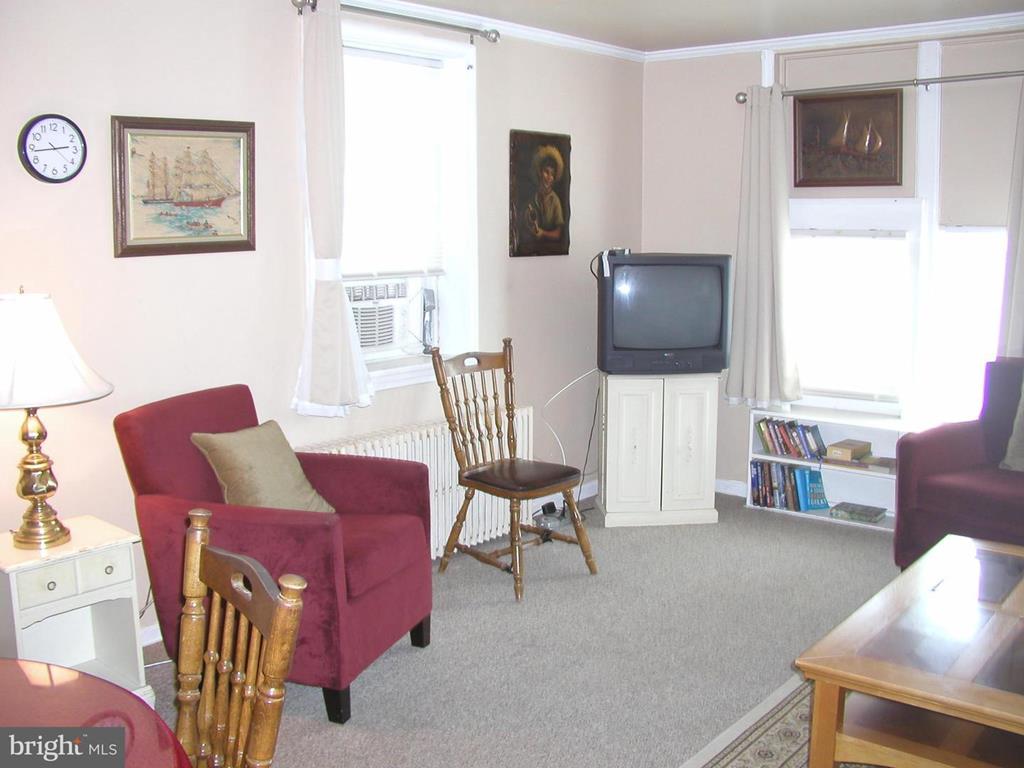 129 E 4th Street, Ship Bottom (Ocean Block)