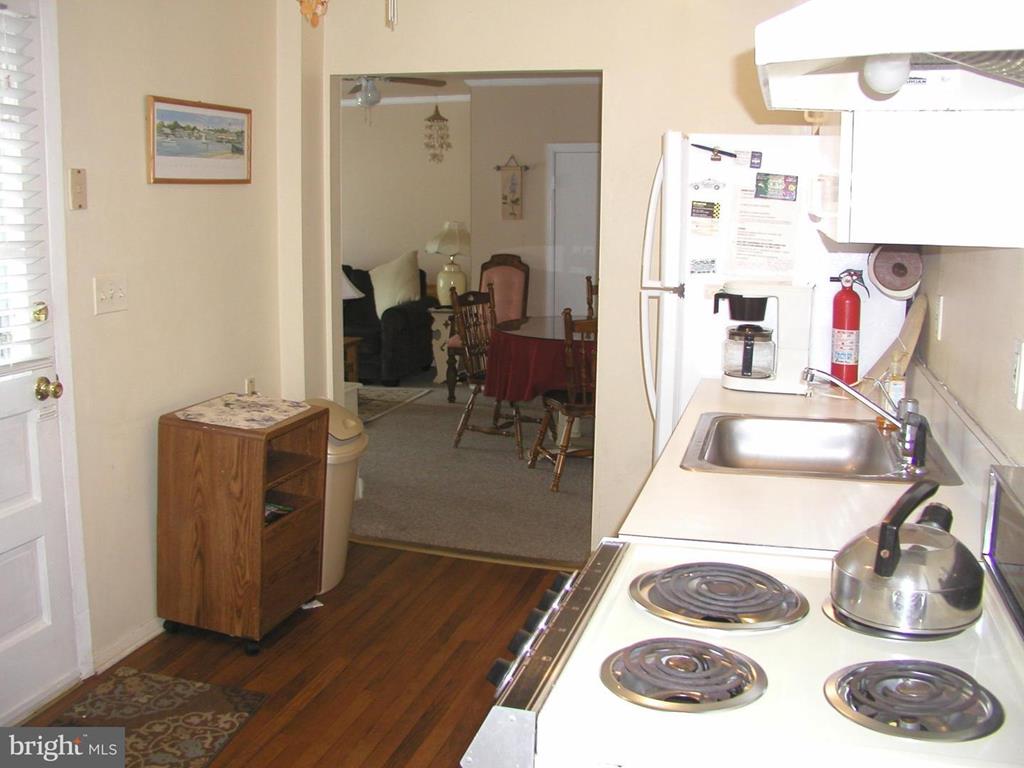 129 E 4th Street, Ship Bottom (Ocean Block)