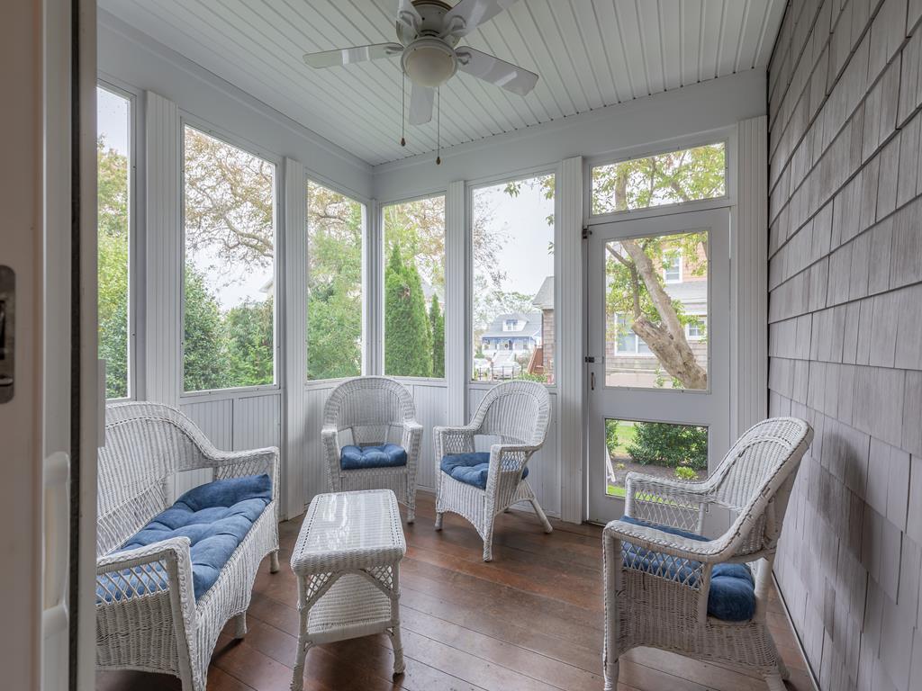 https://realtimerental.com/rrv10/RentalPhotos/1016/1016581.14.jpg