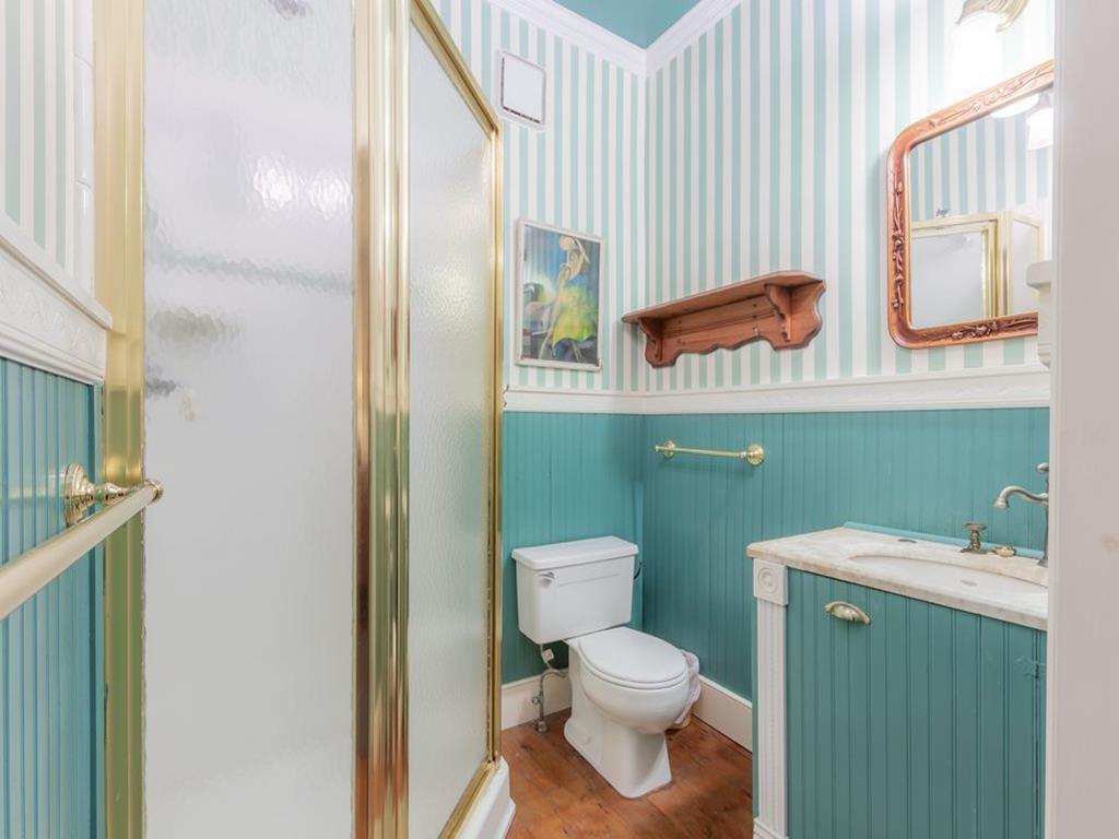https://realtimerental.com/rrv10/RentalPhotos/1016/1016775.22.jpg