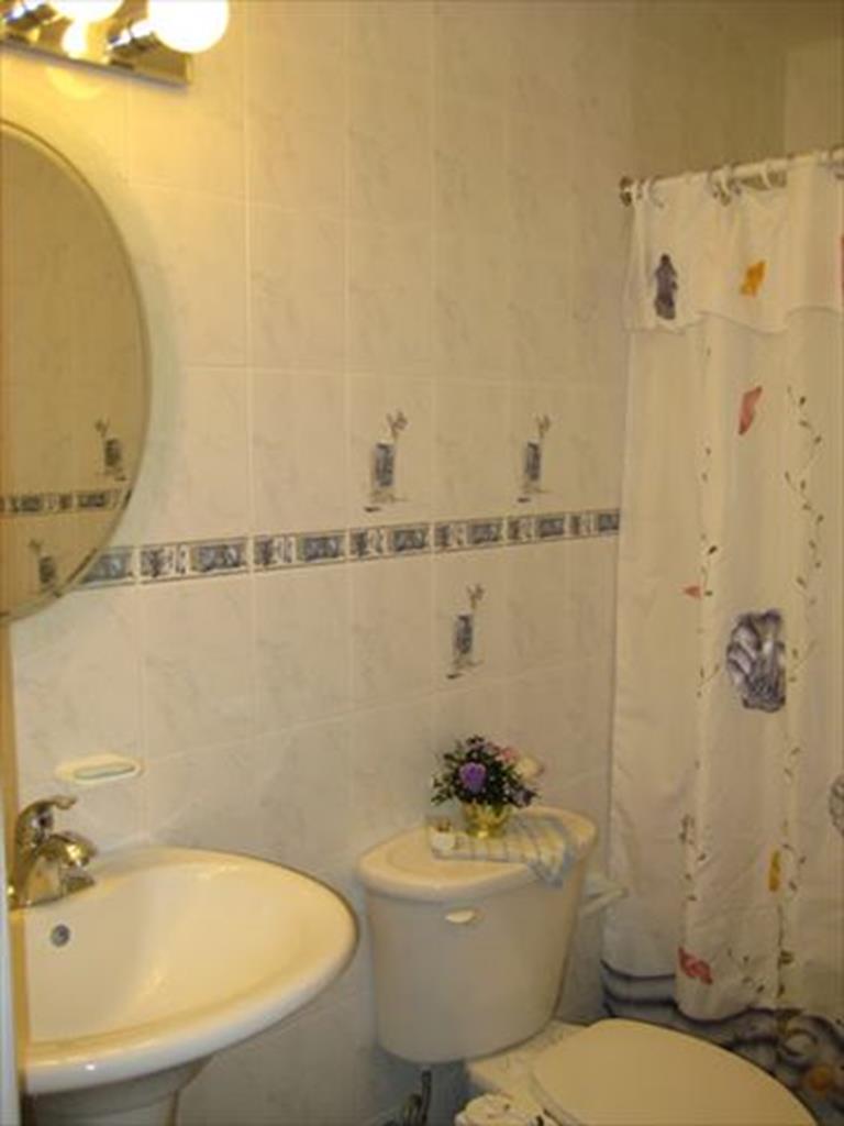 https://realtimerental.com/rrv10/RentalPhotos/1016/1016789.5.jpg