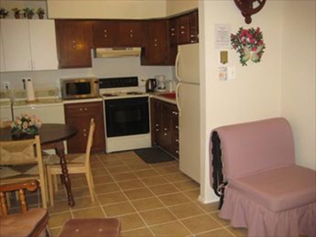 https://realtimerental.com/rrv10/RentalPhotos/1016/1016789.6.jpg