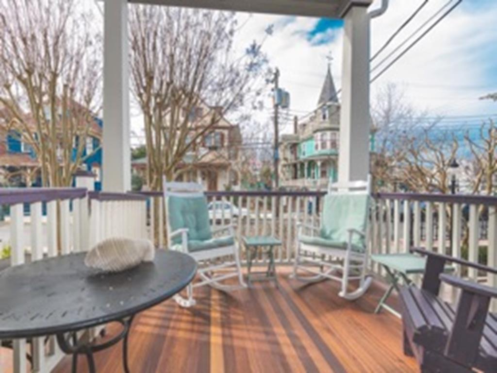 https://realtimerental.com/rrv10/RentalPhotos/1016/1016790.6.jpg
