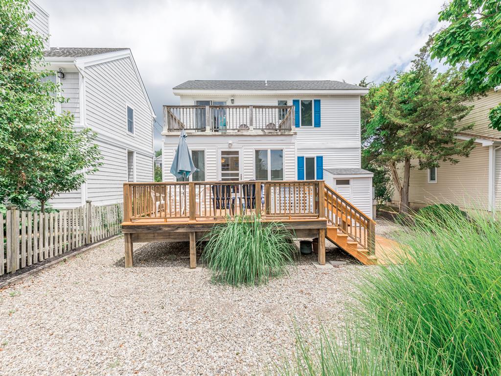 https://realtimerental.com/rrv10/RentalPhotos/1016/1016803.20.jpg