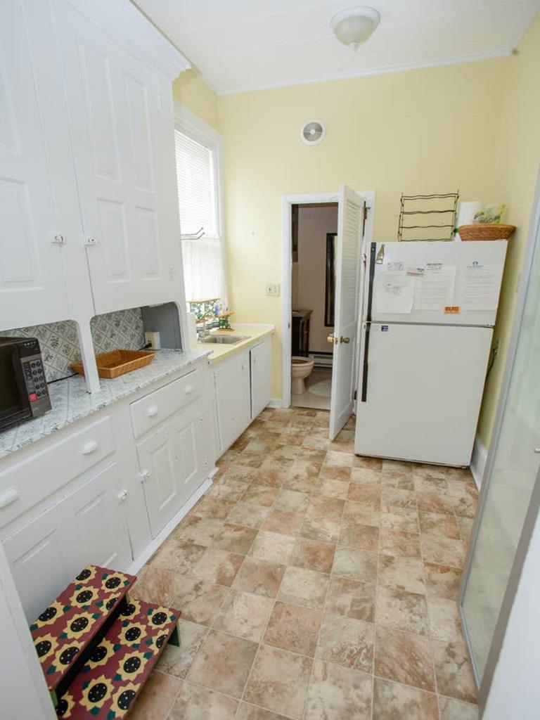 https://realtimerental.com/rrv10/RentalPhotos/1016/1016808.5.jpg