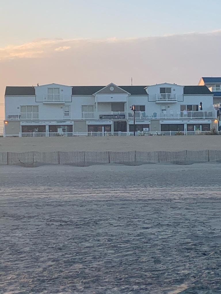 11 43rd Street, Sea Isle City (Beach Front)