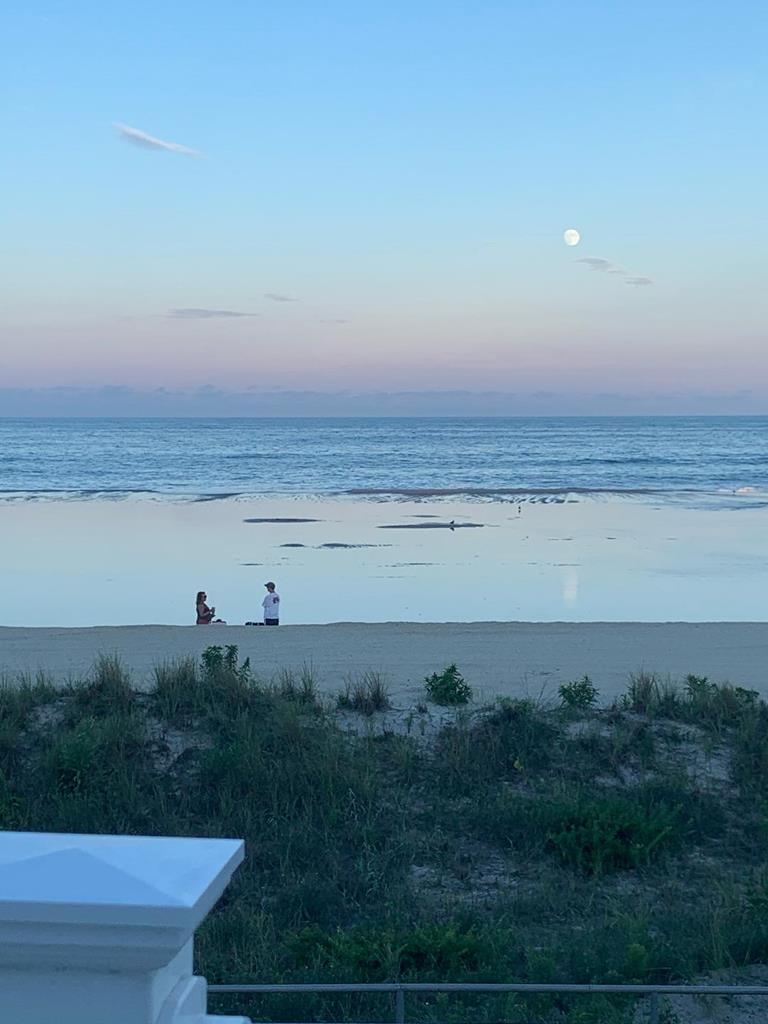 11 43rd Street, Sea Isle City (Beach Front)