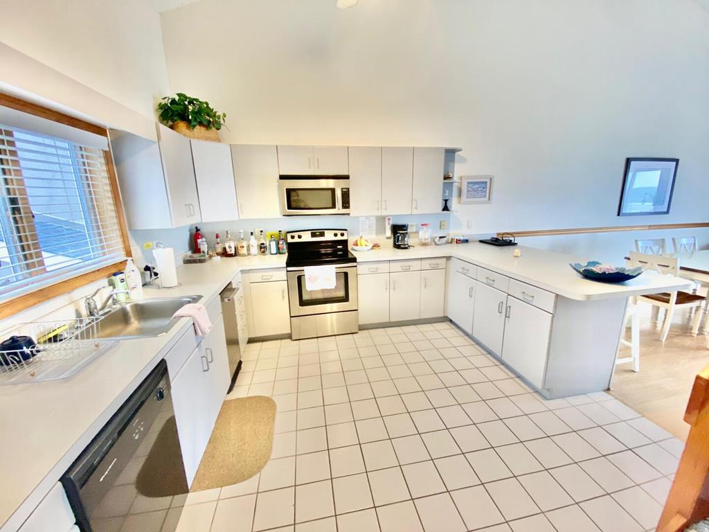 11 43rd Street, Sea Isle City (Beach Front)