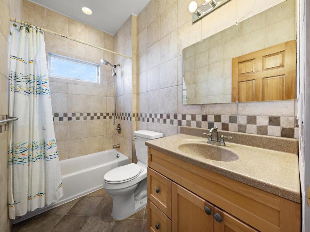 106 Fifth Street, Beach Haven (Ocean Side)