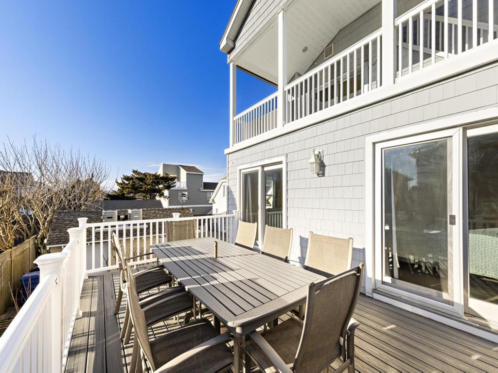 106 Fifth Street, Beach Haven (Ocean Side)