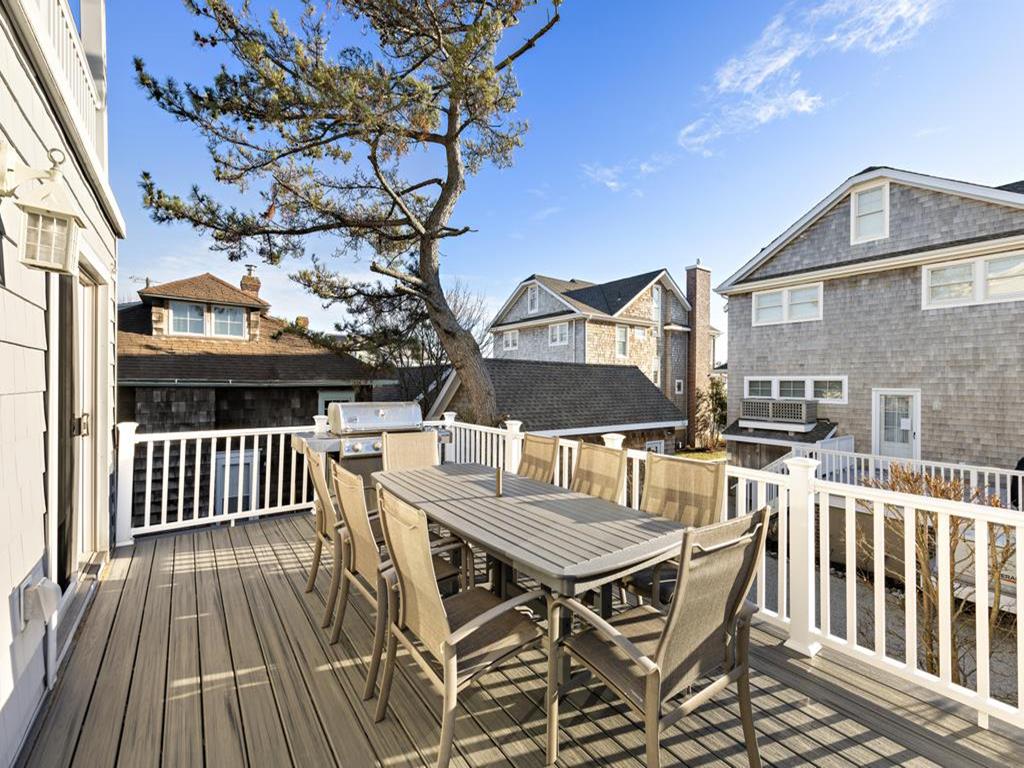 106 Fifth Street, Beach Haven (Ocean Side)