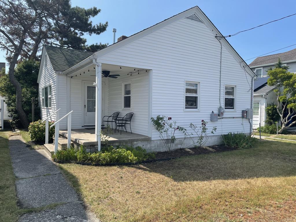 209 N Commonwealth, Strathmere