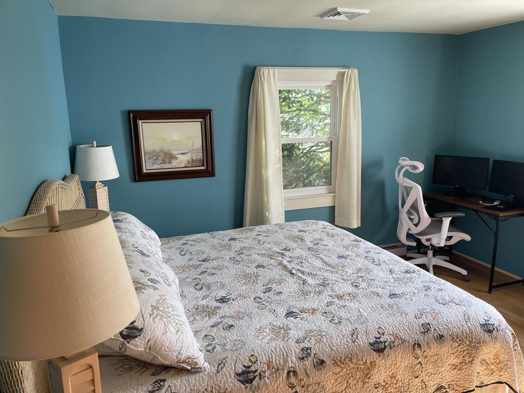 209 N Commonwealth, Strathmere Vacation Rental Riordan Real Estate