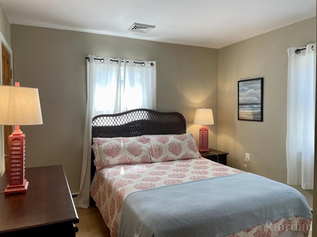 209 N Commonwealth, Strathmere Vacation Rental Riordan Real Estate