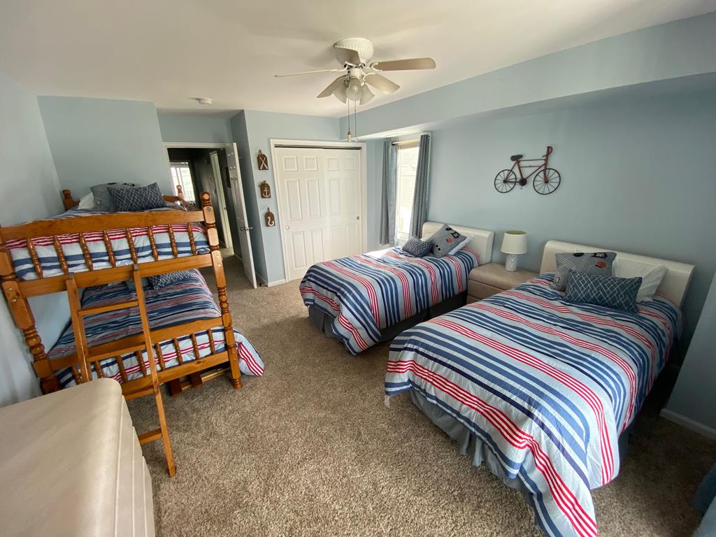 242 40th Street East - Picture 