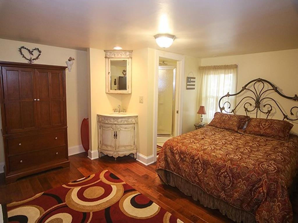 Sea Horse - Charming - Fully Renovated | Photo 12