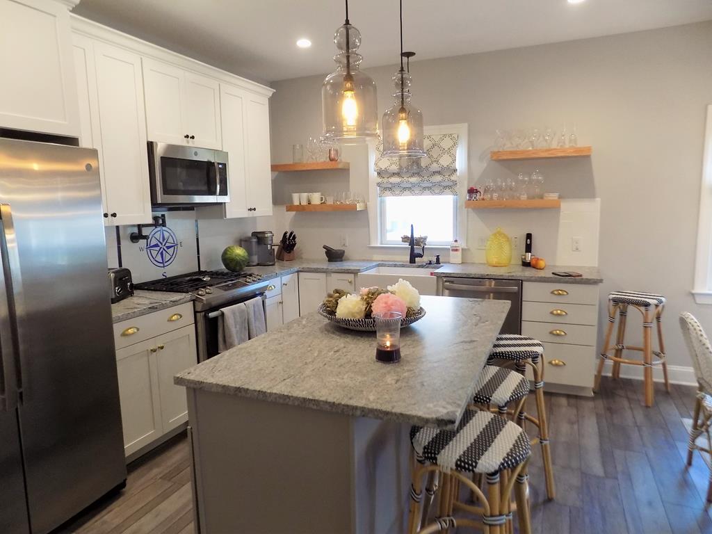 Stunning Townhouse in West Cape May | Photo 13