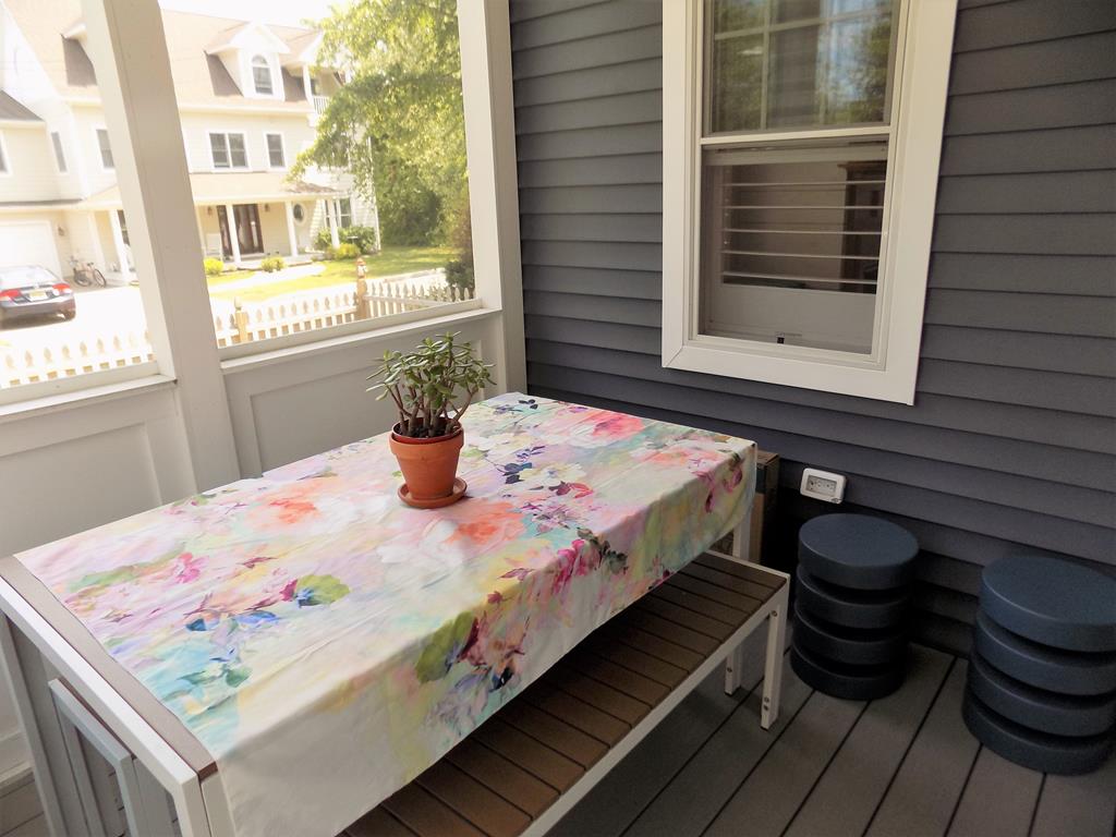 Stunning Townhouse in West Cape May Jersey Cape Realty