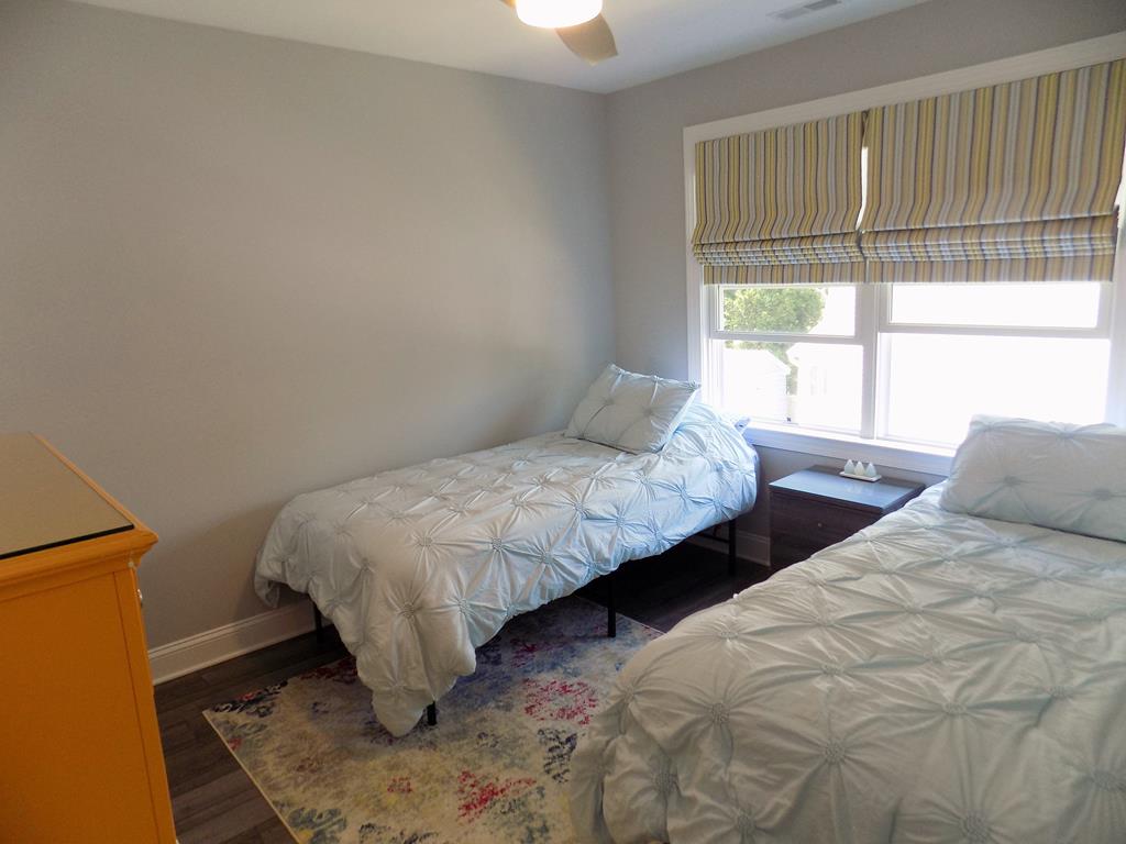 Stunning Townhouse in West Cape May | Photo 18