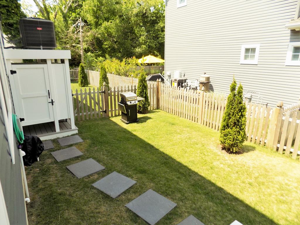 Stunning Townhouse in West Cape May | Photo 31