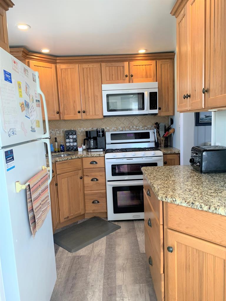 1700 N Beach Avenue, North Beach Haven (Ocean Side)