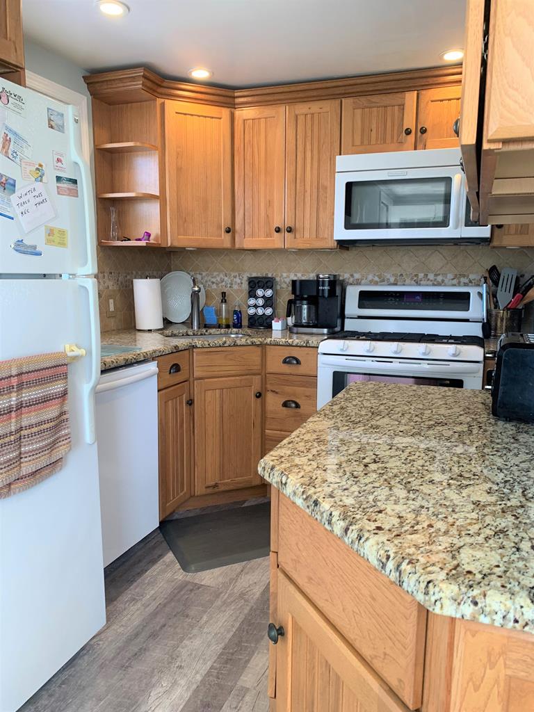 1700 N Beach Avenue, North Beach Haven (Ocean Side)