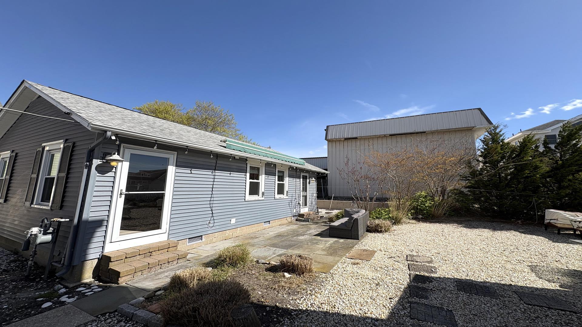 270 82nd Street, Cottage, Stone Harbor (Mid-Island) - Picture 3