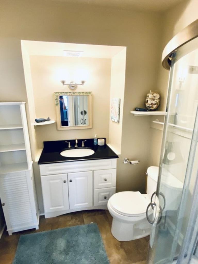 822 Stockton Unit 1/The Blue Whale | Photo 14