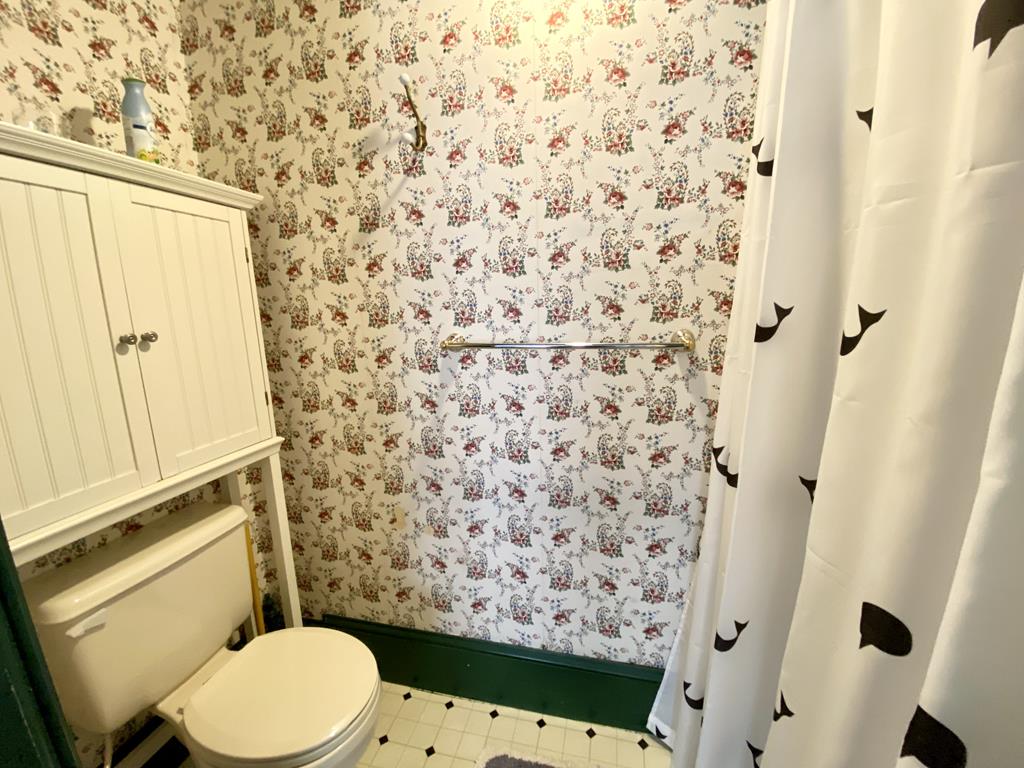 822 Stockton Unit 1/The Blue Whale | Photo 22