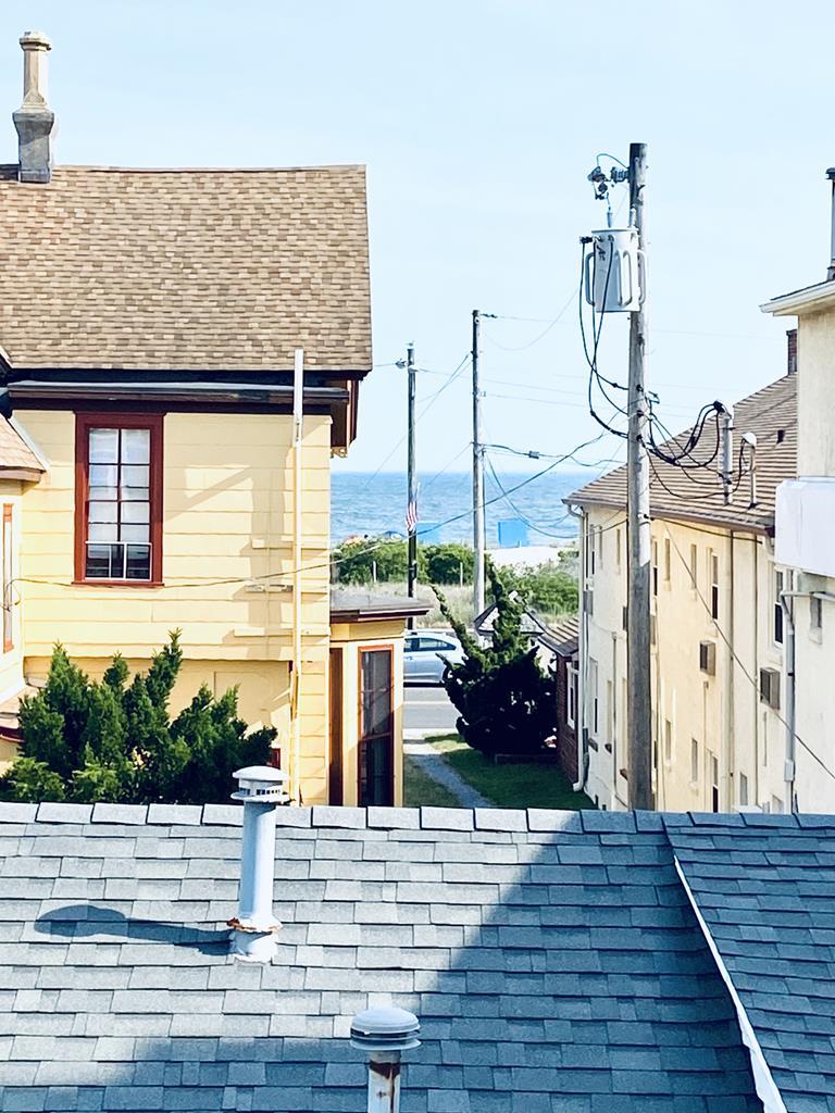 822 Stockton Unit 2/The Blue Whale | Photo 10