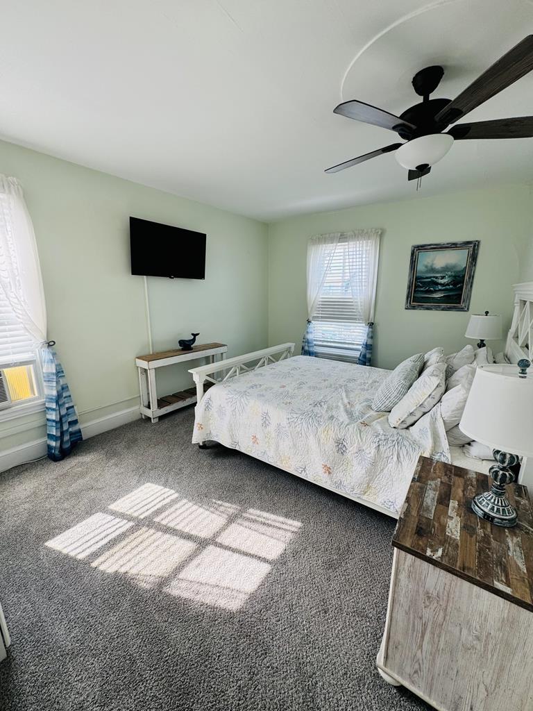 822 Stockton Unit 3/The Blue Whale | Photo 13