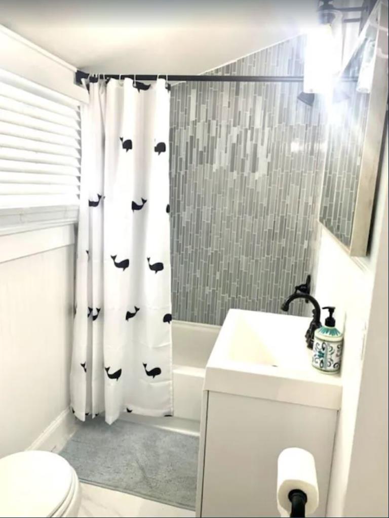 822 Stockton Cottage/The Blue Whale | Photo 19