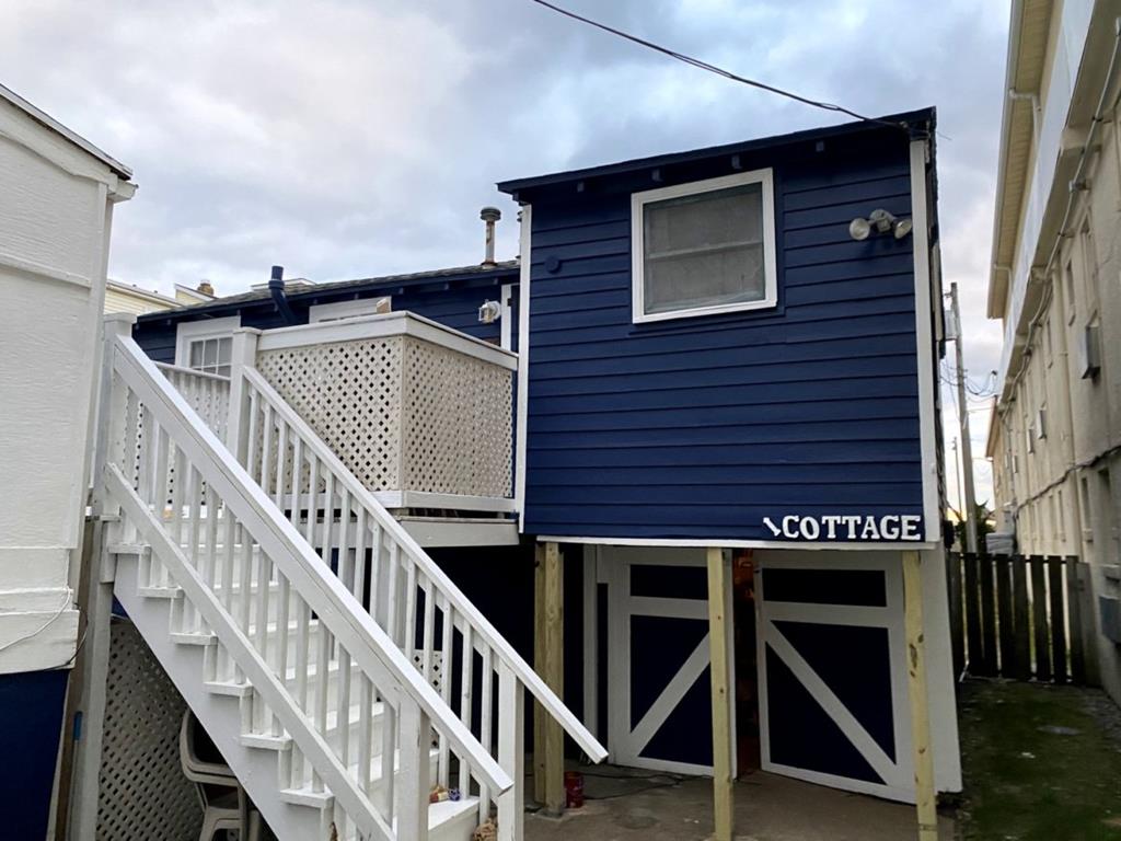 822 Stockton Cottage/The Blue Whale | Photo 4