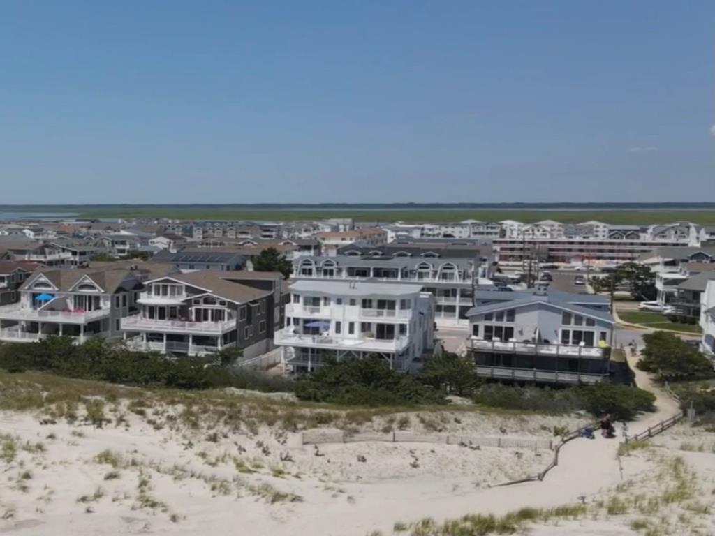 6405 Pleasure Avenue, Sea Isle City (Beach Front)