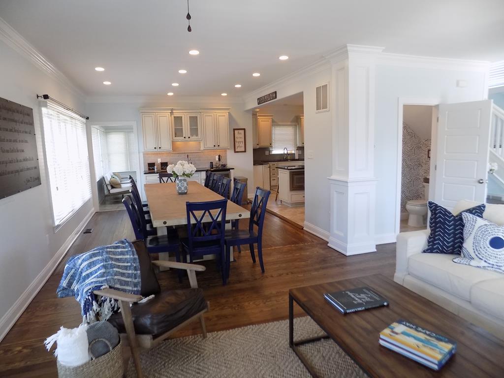 BEACH BLOCK, POOL, 6 BEDROOMS! | Photo 14