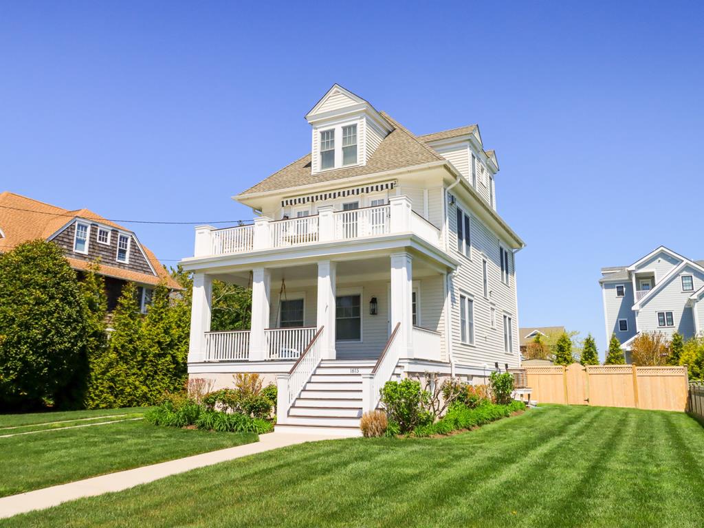 BEACH BLOCK, POOL, 6 BEDROOMS! | Photo 37