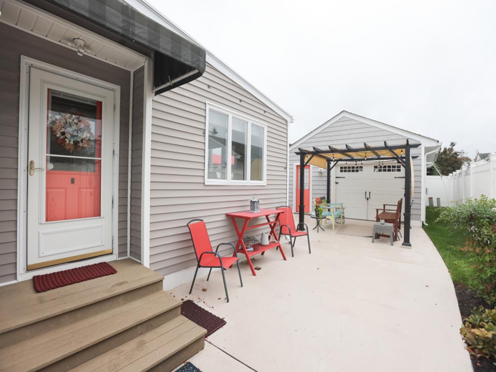 Captains Quarters | Photo 25
