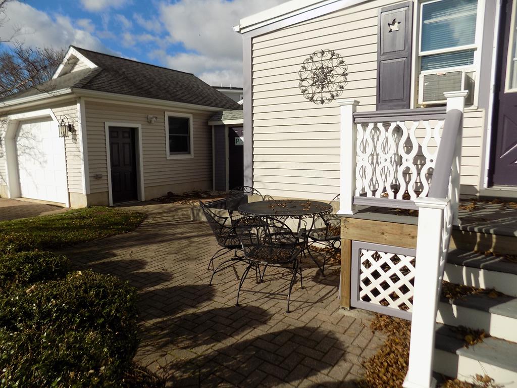 Updated 1BR/1BA Apt in close proximity to town | Photo 14