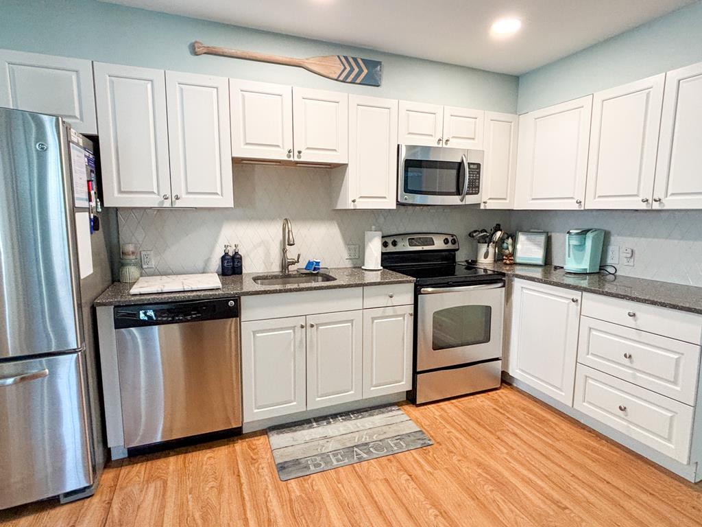 Suites On Jefferson #3 | Photo 11