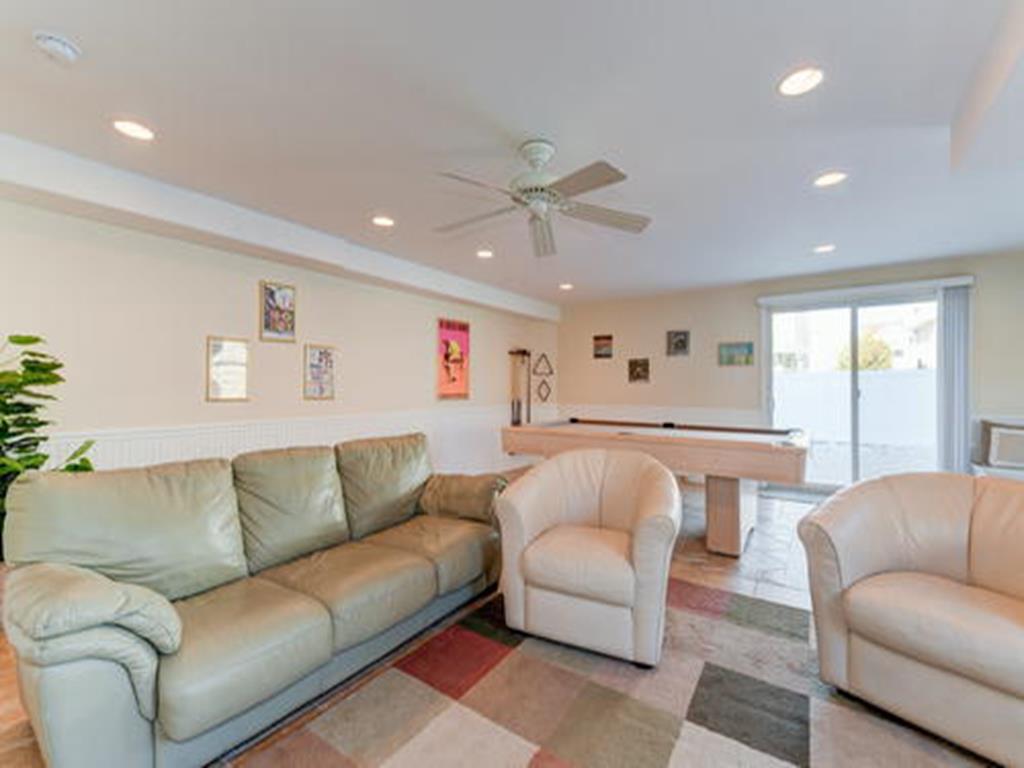 33 74th Street, Sea Isle City (Beach Block)