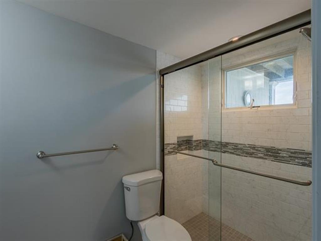 7109 Pleasure Avenue, Sea Isle City (Beach Front)
