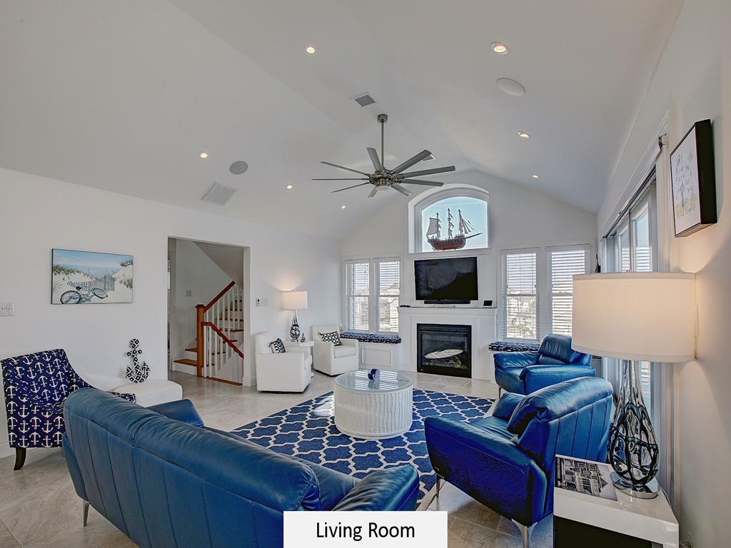 2 E Lavenia Avenue, Beach Haven Crest (Ocean Side)