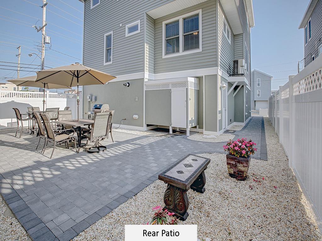 2 E Lavenia Avenue, Beach Haven Crest (Ocean Side)