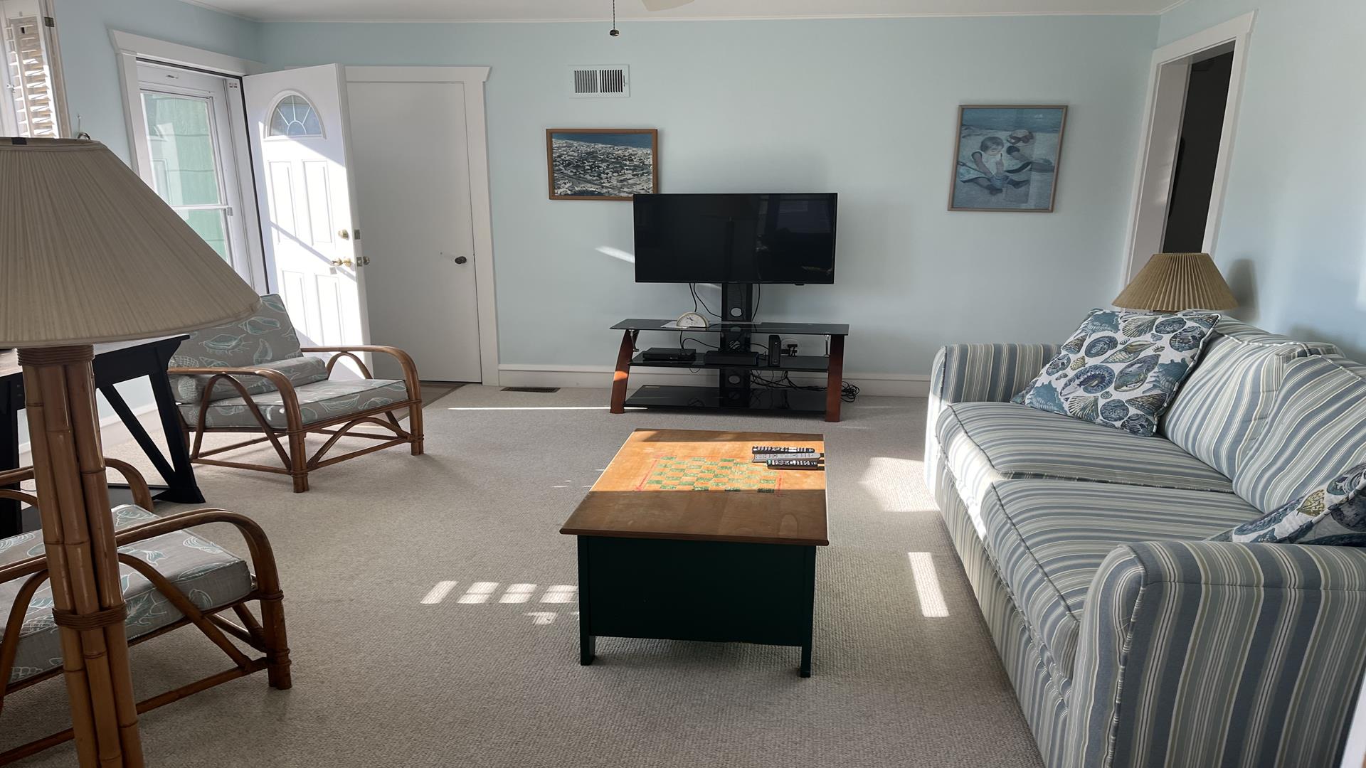 242 103rd Street, Stone Harbor (Mid-Island) - Picture 2