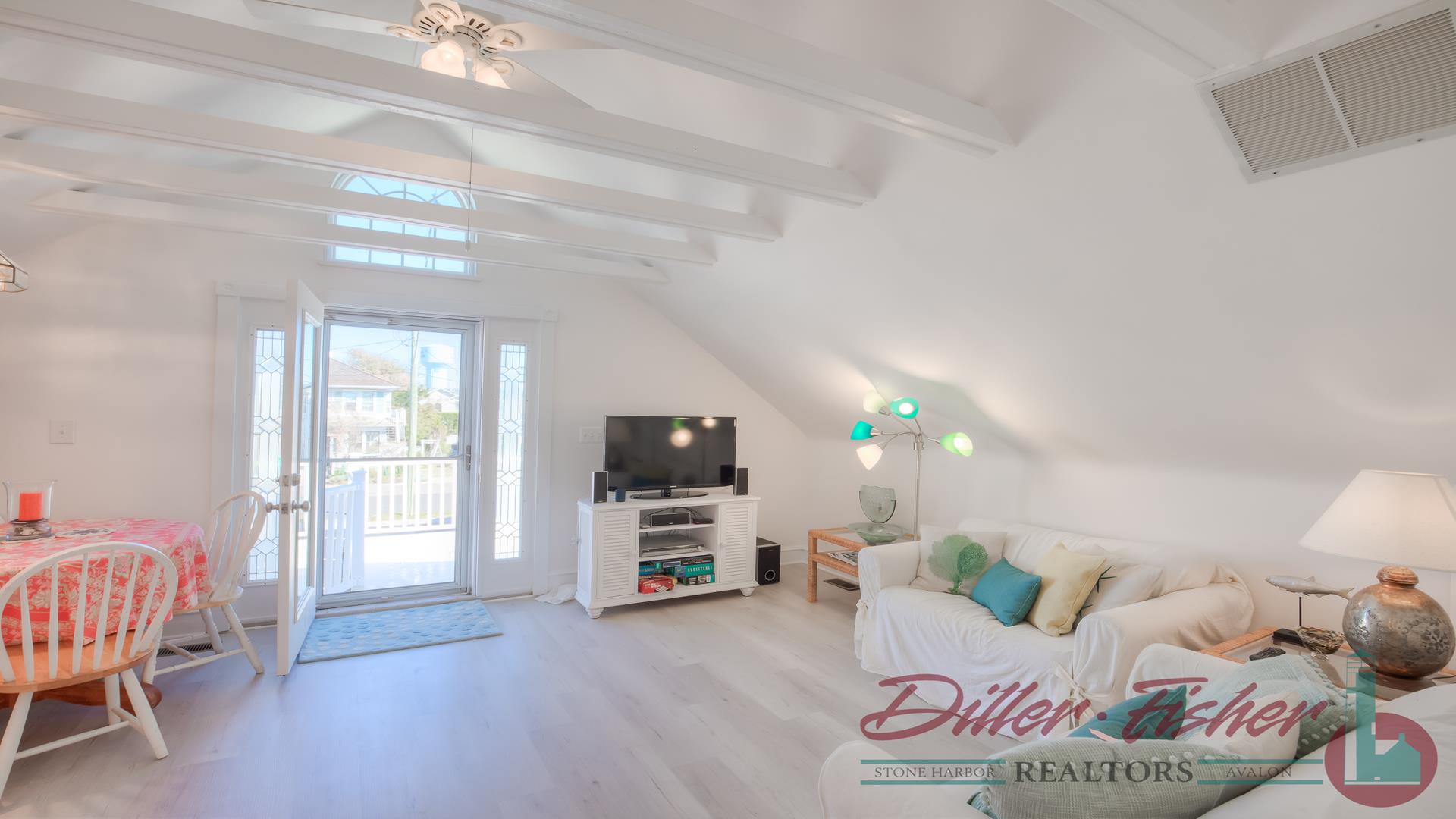 233 99th Street, Stone Harbor (Center)
